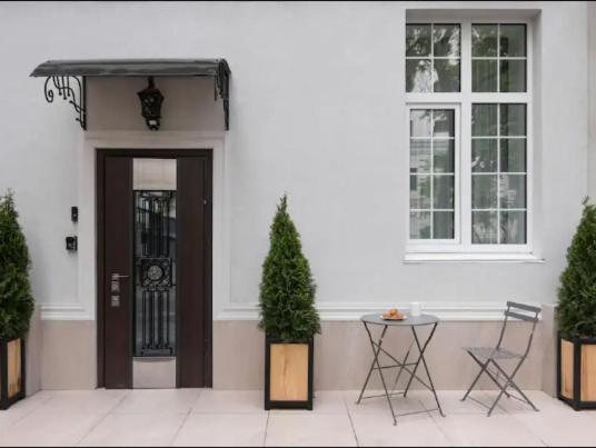 Hidden Gem With Its Own Private Entry At Lypky Lejlighed Kiev Eksteriør billede